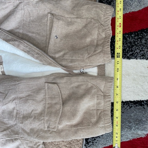 Corodoroy/Sherpa jacket - Picture 7 of 9